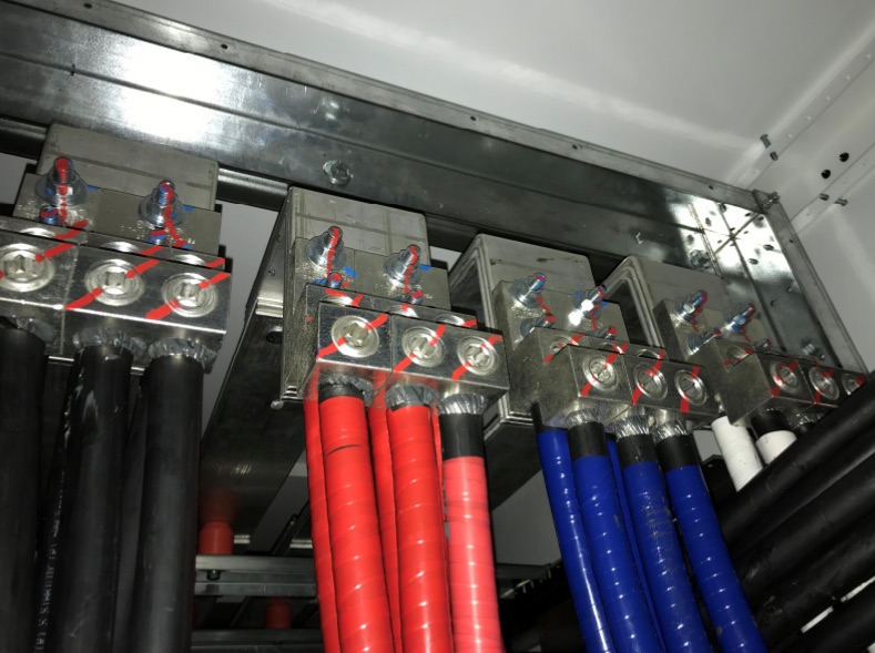 Industrial power conductors and connections
